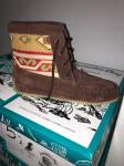 Laurentian Ladies Suede 6" Printed Boot